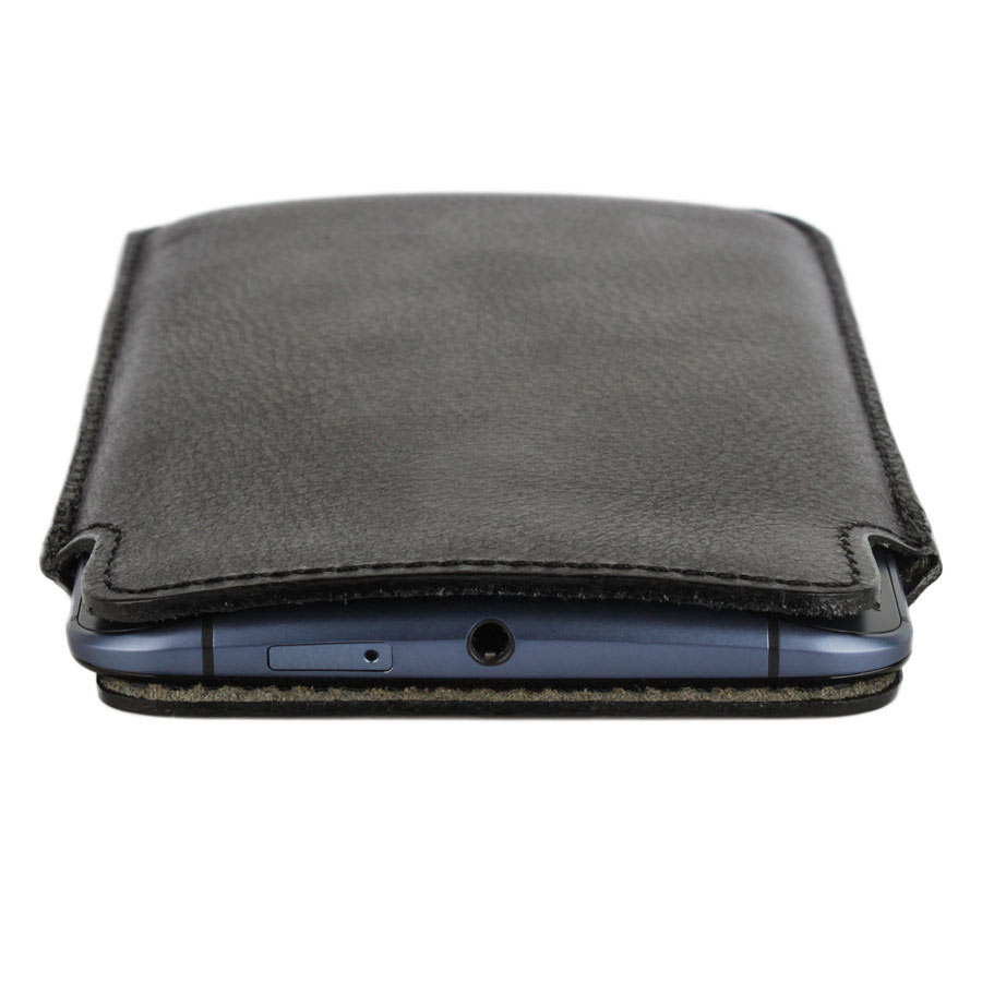 coque personnalisée en cuir, housse smartphone cuir étui personnalisé en cuir avec texte et icônes